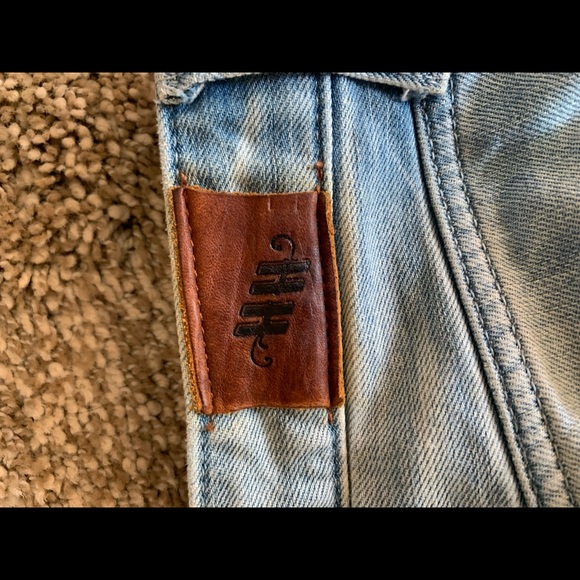 Thrifted Denim - Picture 3 of 5
